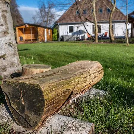 Wellness Oase Mit Whirlpool U Sauna Vakantiehuis *